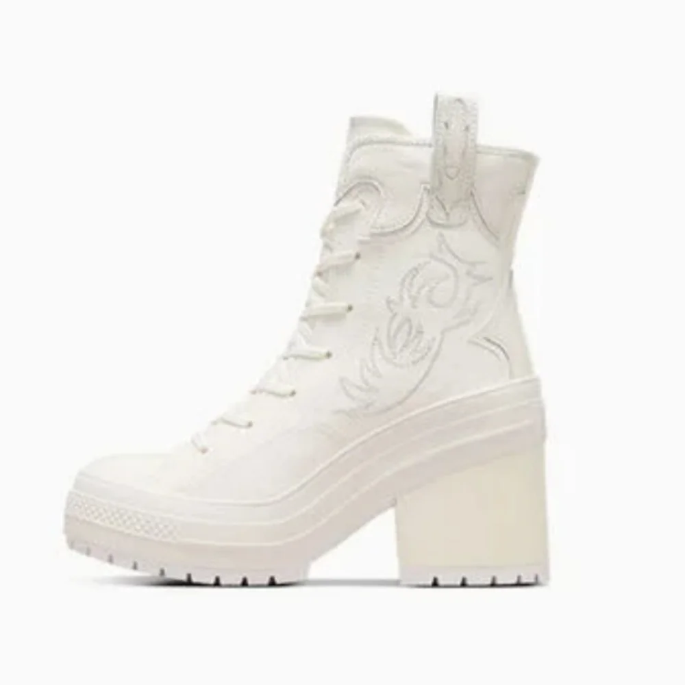 Converse Women's Chuck 70 De Luxe Heel Western Embroidered. 7.5 - Picture 9 of 15
